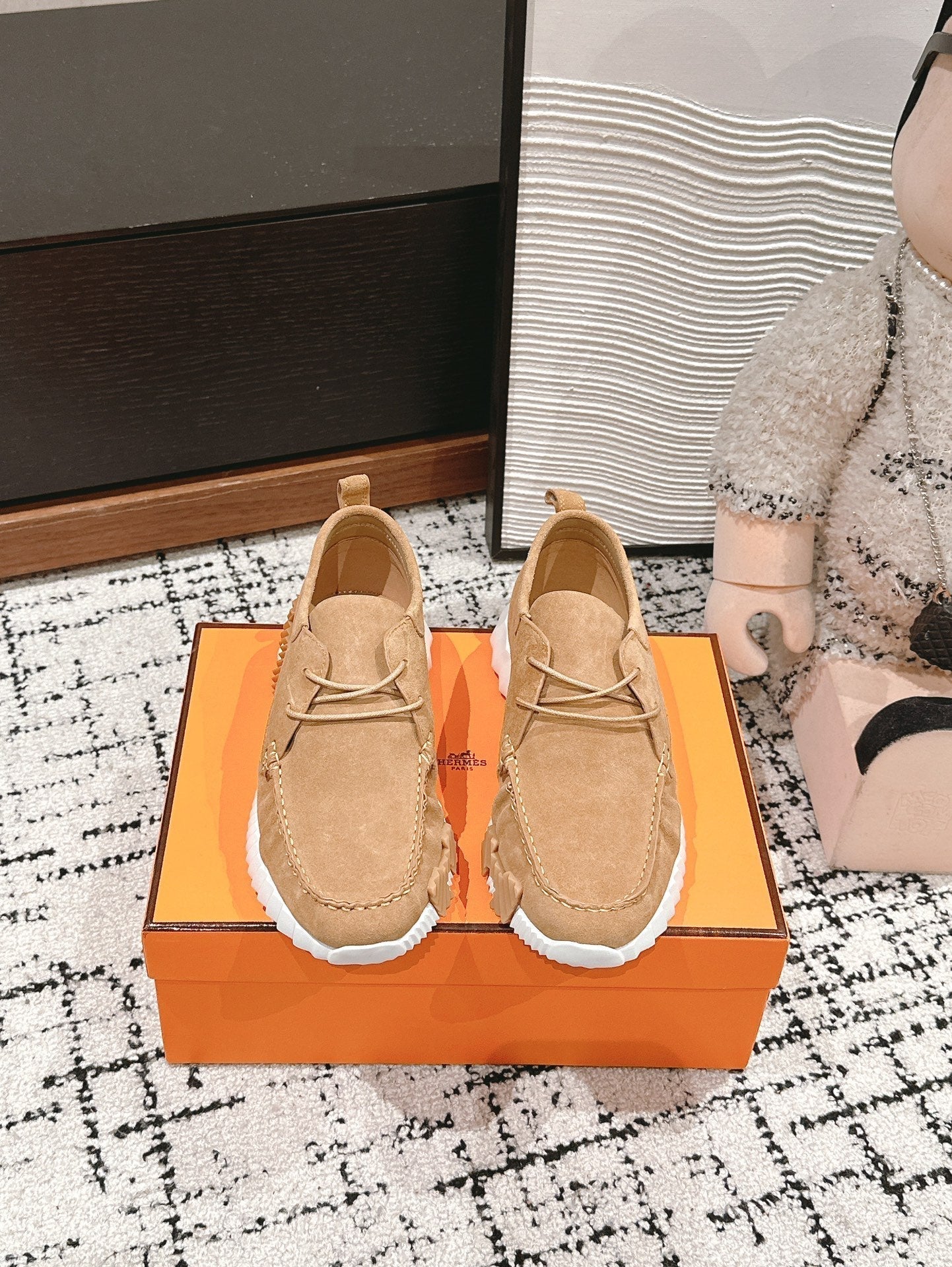 HM Increase Sneaker Dark Beige Suede 965676