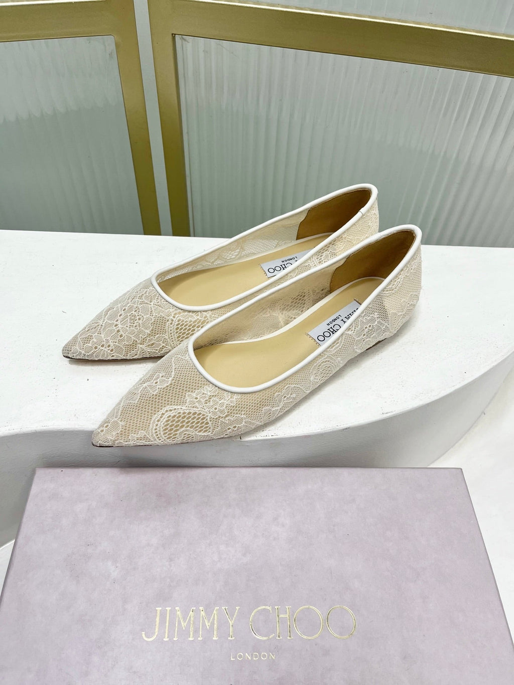 Jimmy 26s  Ballet Flats Ivory Beige Lace Sheepskin 605952