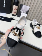 CC Shoe Oxford 50mm In White Black Calfskin And Lycra Fabric 944546