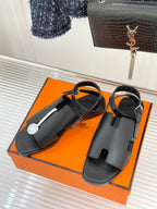 HM 26ss Flat Sandals Black Sheepskin 642791