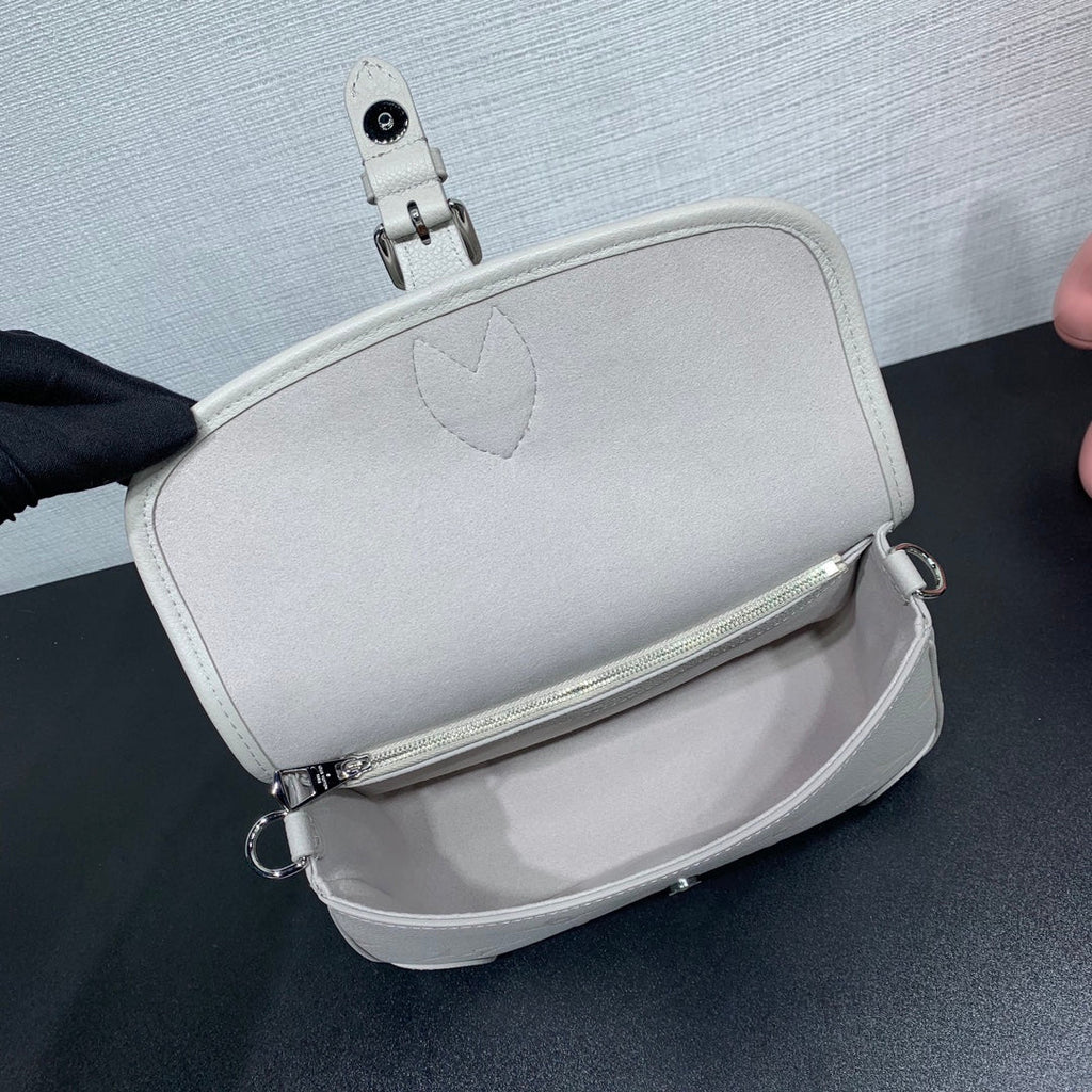 LV Diane Brume Gray Monogram Canvas 205493