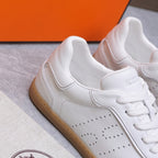 HM 26ss Casual Sneakers White Sheepskin 637714
