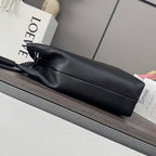 Loewe Pebble Hobo Bag 28 Black Calfskin 280590