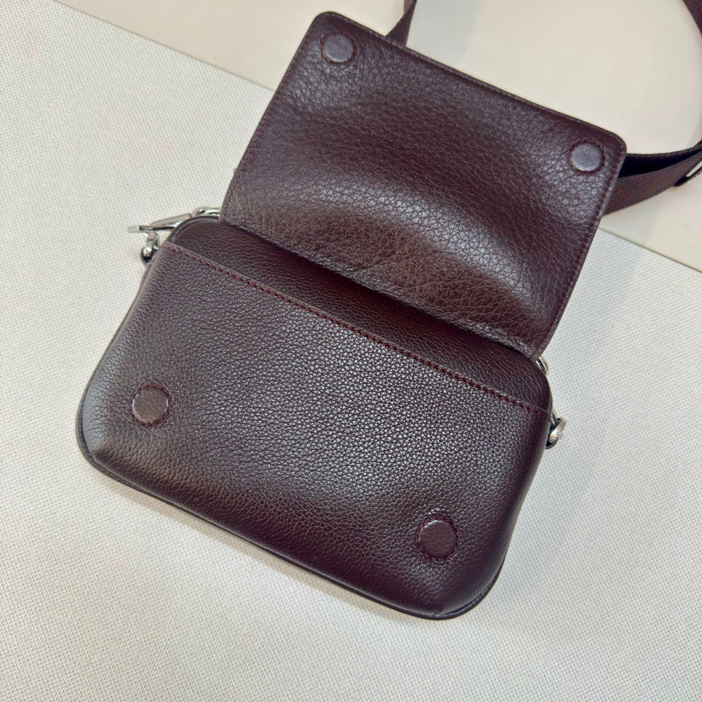 Loewe 2025 Small Pebble Messenger Bag Cinnabar Red Grained Calfskin 274595