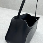 The Row 2025 Peggy Clutch 28cm Black Leather