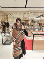 SCARF 220 CM IN COLORFUL SHEEP WOOL AND MULBERRY SILK 408932