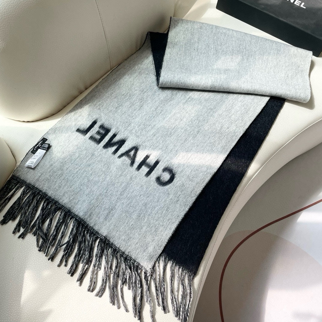 CC Long Scarf 200 CM In BLack Mix White Cashmere  425111