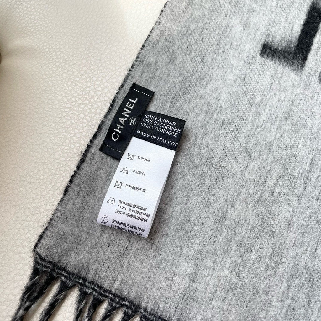 CC Long Scarf 200 CM In BLack Mix White Cashmere  425111
