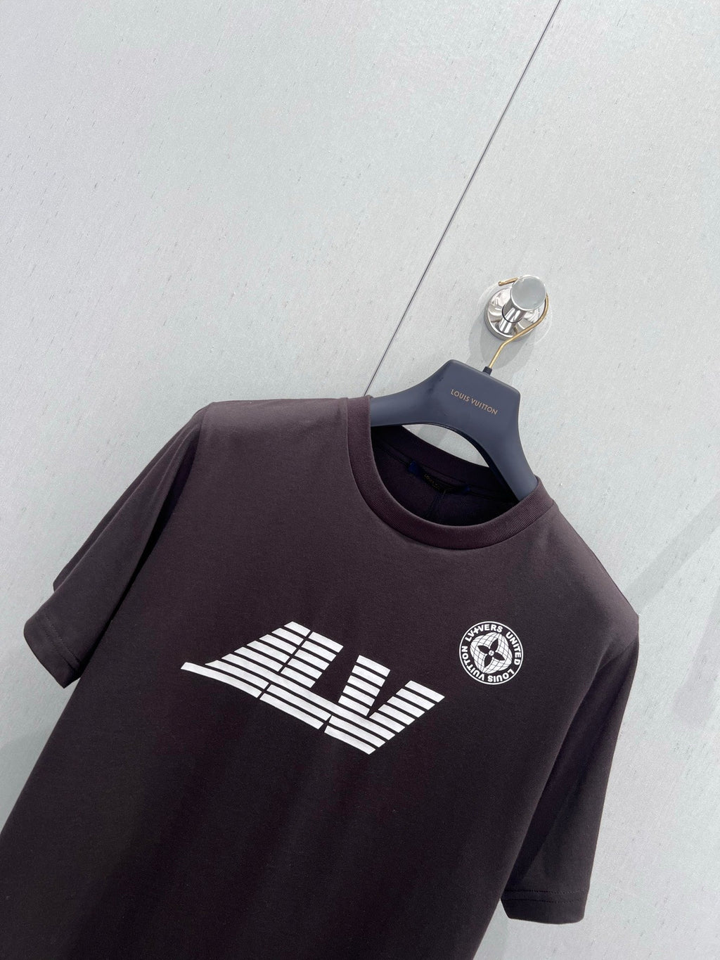 LV 25 Neck Short-Sleeved T-shirt Brown Cotton 212817
