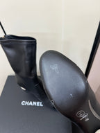 Chanel Double C Giant Pearl Heel Stretch Boots Black Sheepskin 441707