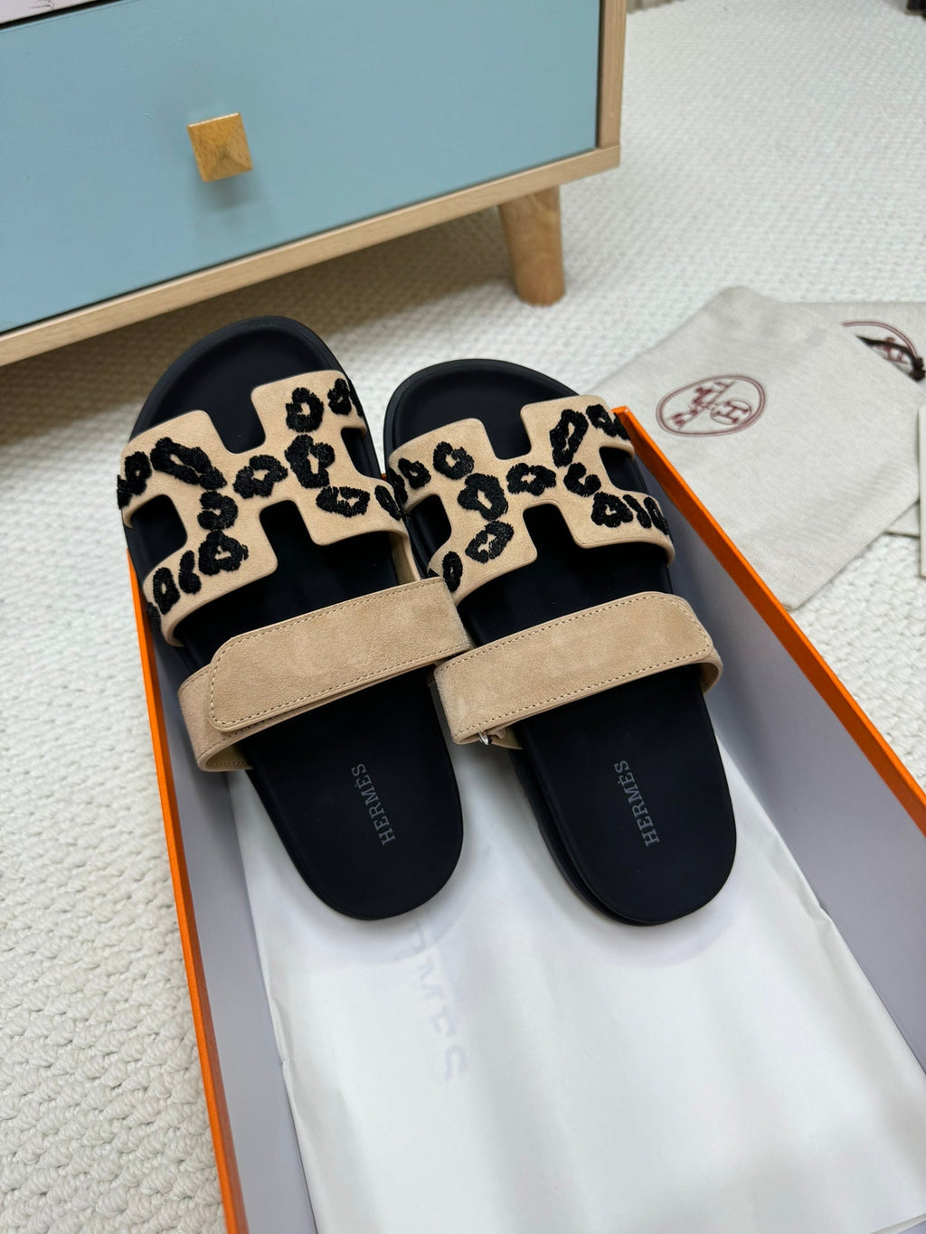 HM 26ss Slippers Black Gray Suede Leather 618575