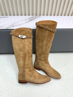 HM 25ss Kelly Buckle Riding Boots Brown Suede 576116