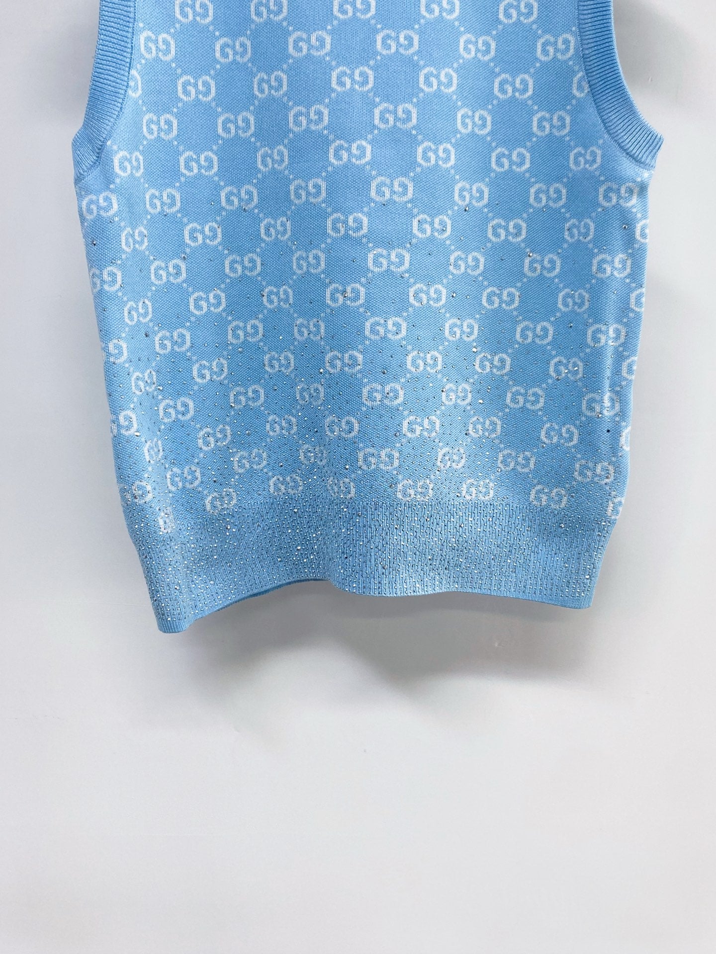 GUCCI 26S EMBELLISHED SLEEVELESS SWEATER 107
