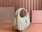 WANDER MATELASSÉ HANDBAG 23 IN WHITE LAMBSKIN