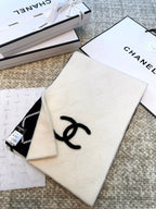 CC Scarf 180 CM In White Mix Black Cashmere And Fleece Wool Mix Mulberry Silk 413700