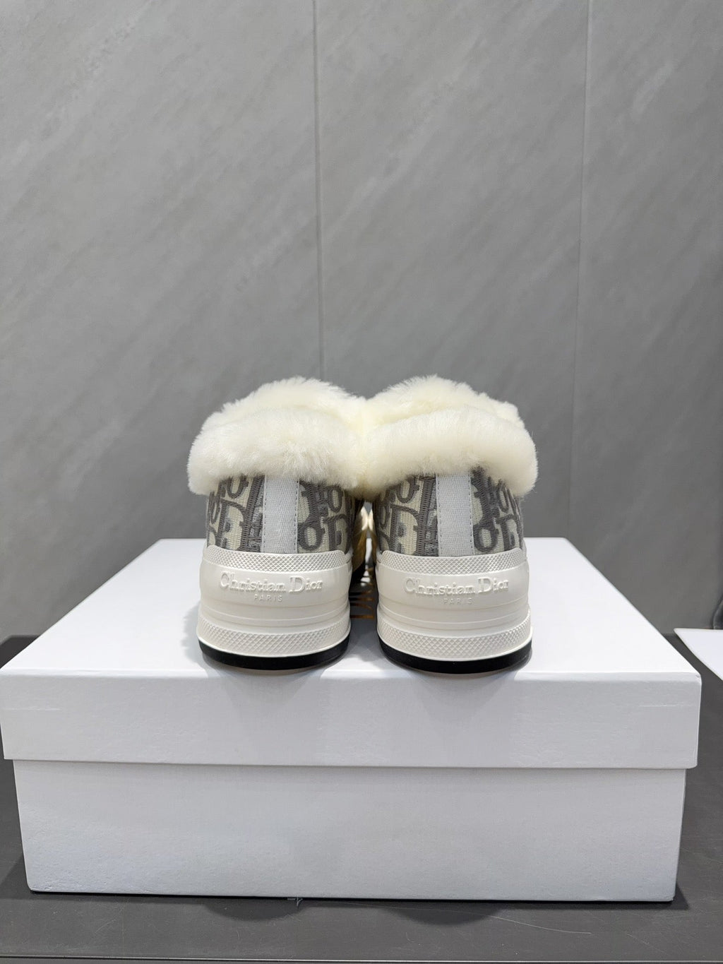 CD 26 Classic Sneaker White Gray Fabric Wool Jacquard 614452