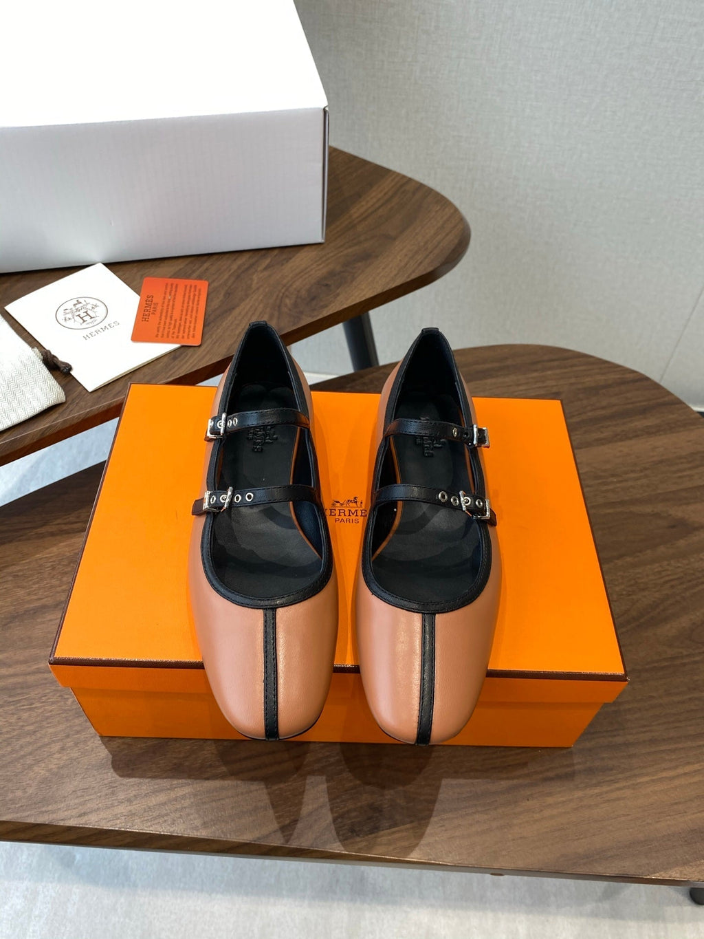 HM  25s Mary Jane Double Strap Camel Black Calfskin 422564