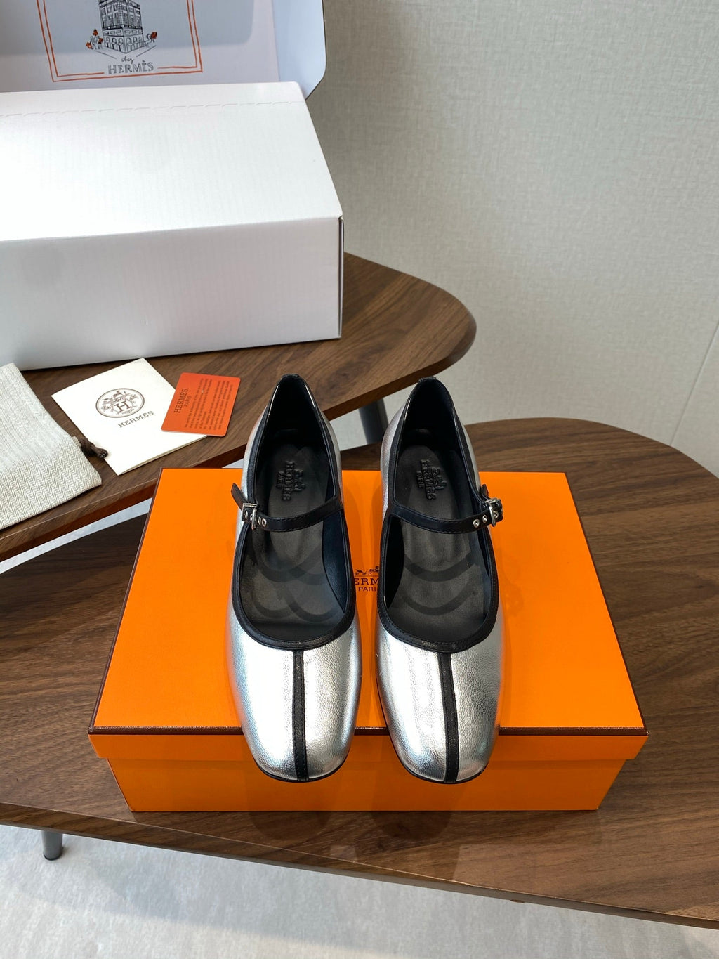 HM  25s Mary Jane 40mm Sliver Calfskin 422568