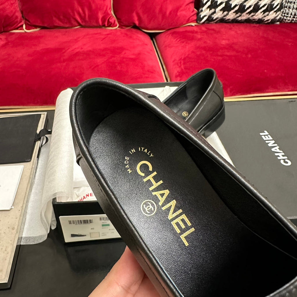 CC Moccasins Plain Black Calfskin
