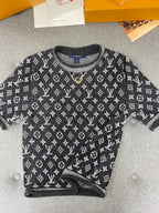 LV Simple Elegant Design T-shirt Black Cotton Wool