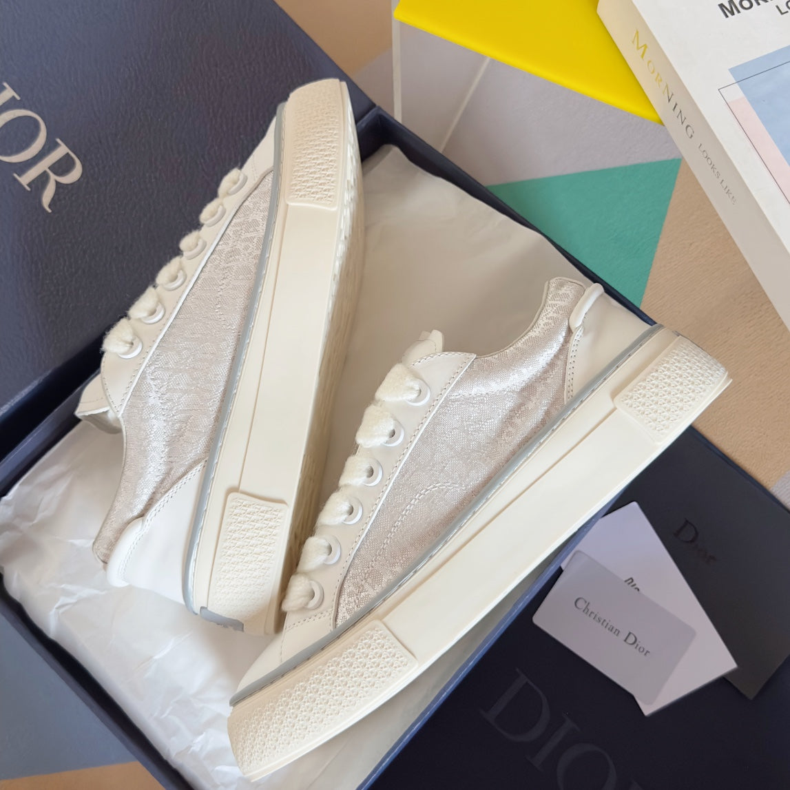 CD B33 Sneaker 40mm White Grey Monogram Suede
