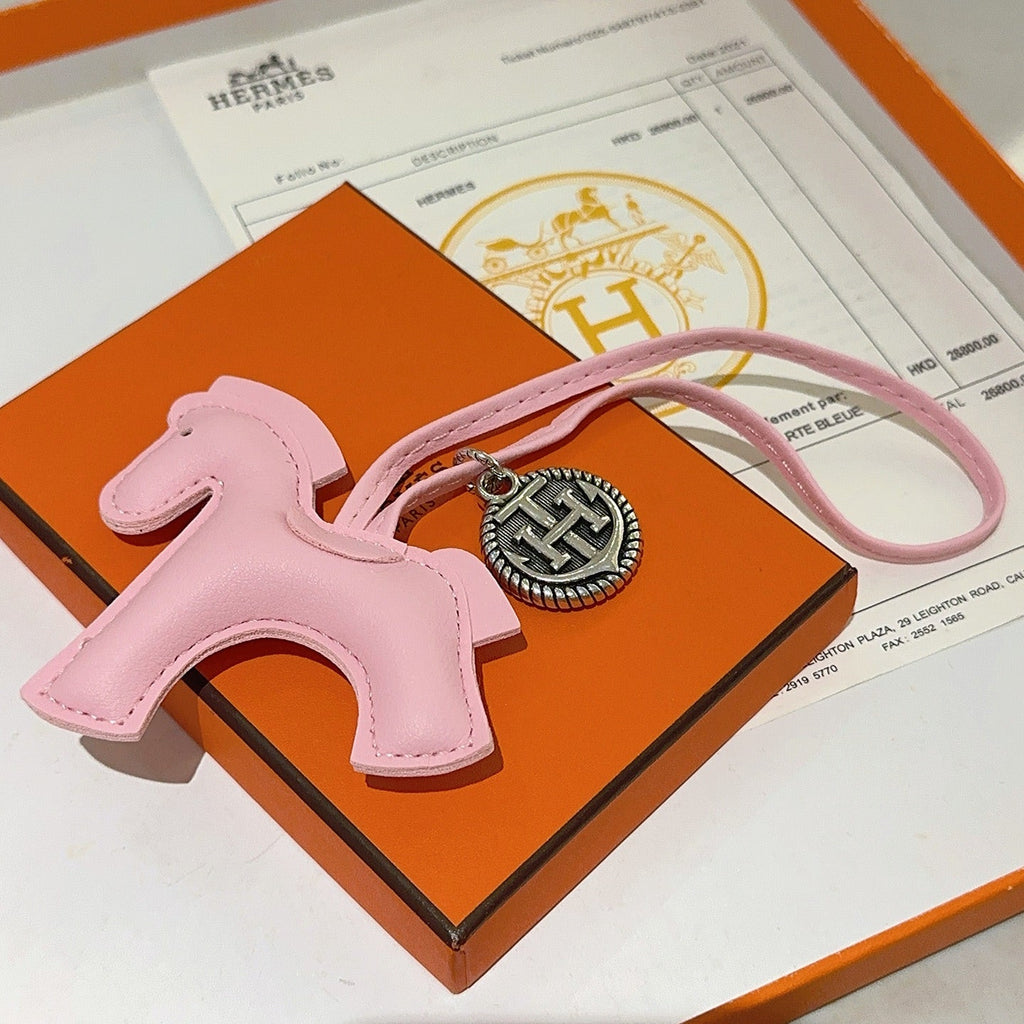 HM Rodeo Horse Bag Charm In Pink Leather