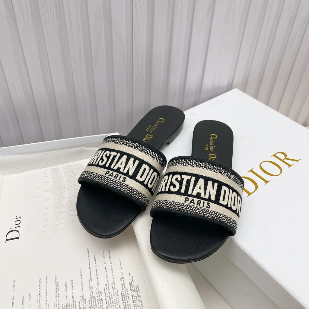 CD Mule Dway Slide 10mm Black Embroidery