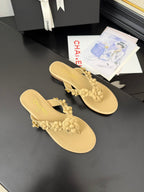 CC 25 Flower Thong Slippers Beige Cowhide 233417