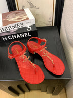 CC 25 Thong Sandal Double C Leather