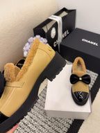 CC 26 Fur-lined Loafer With Bow Black Beige Wool Leather 588824