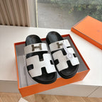 HM 25 Chypre Sandal White Calfskin Silver H