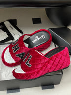 CC 25 Platform Slippers Red Velvet Sheepskin 334238