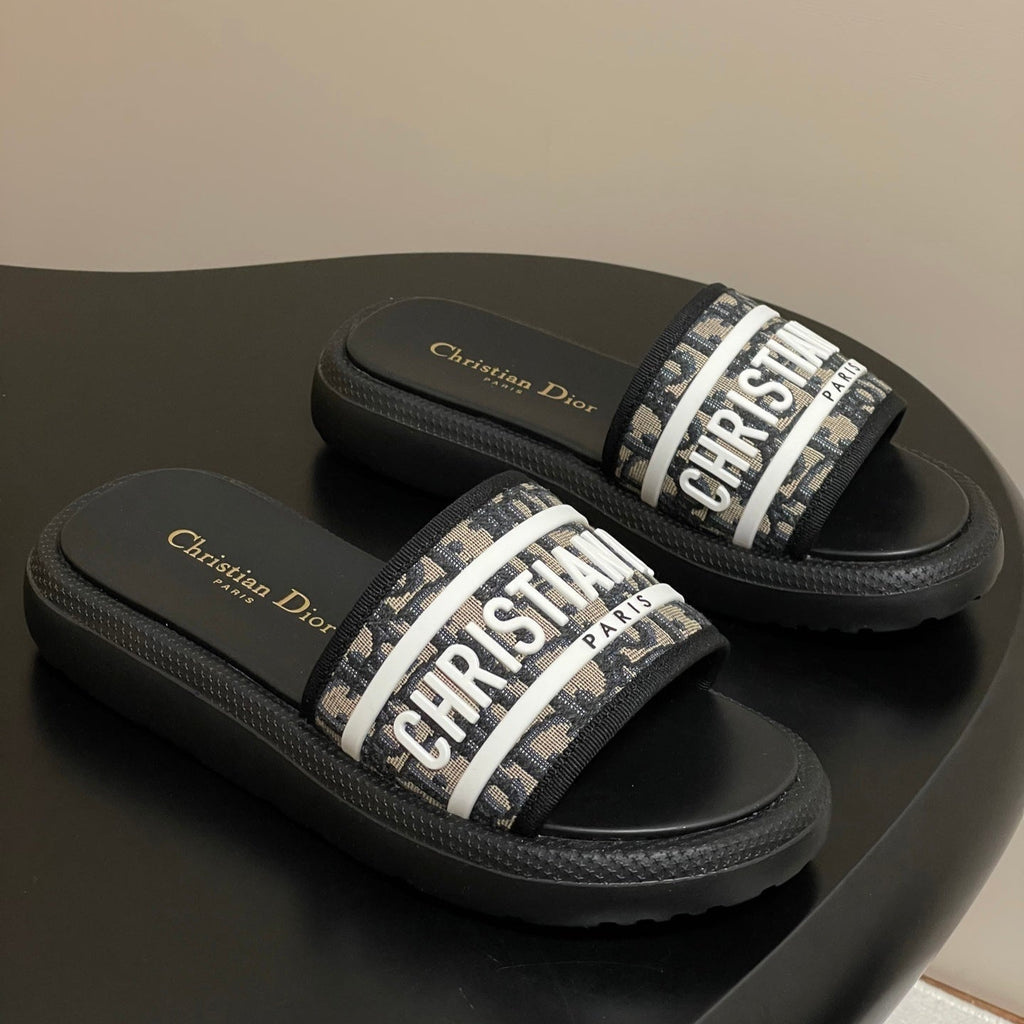 CD 25  Slippers Black White  Fabric 394063