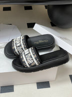 CD 25  Slippers Black White  Fabric 394063