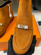 HM  short boots kelly buckle rich burnt orange suede