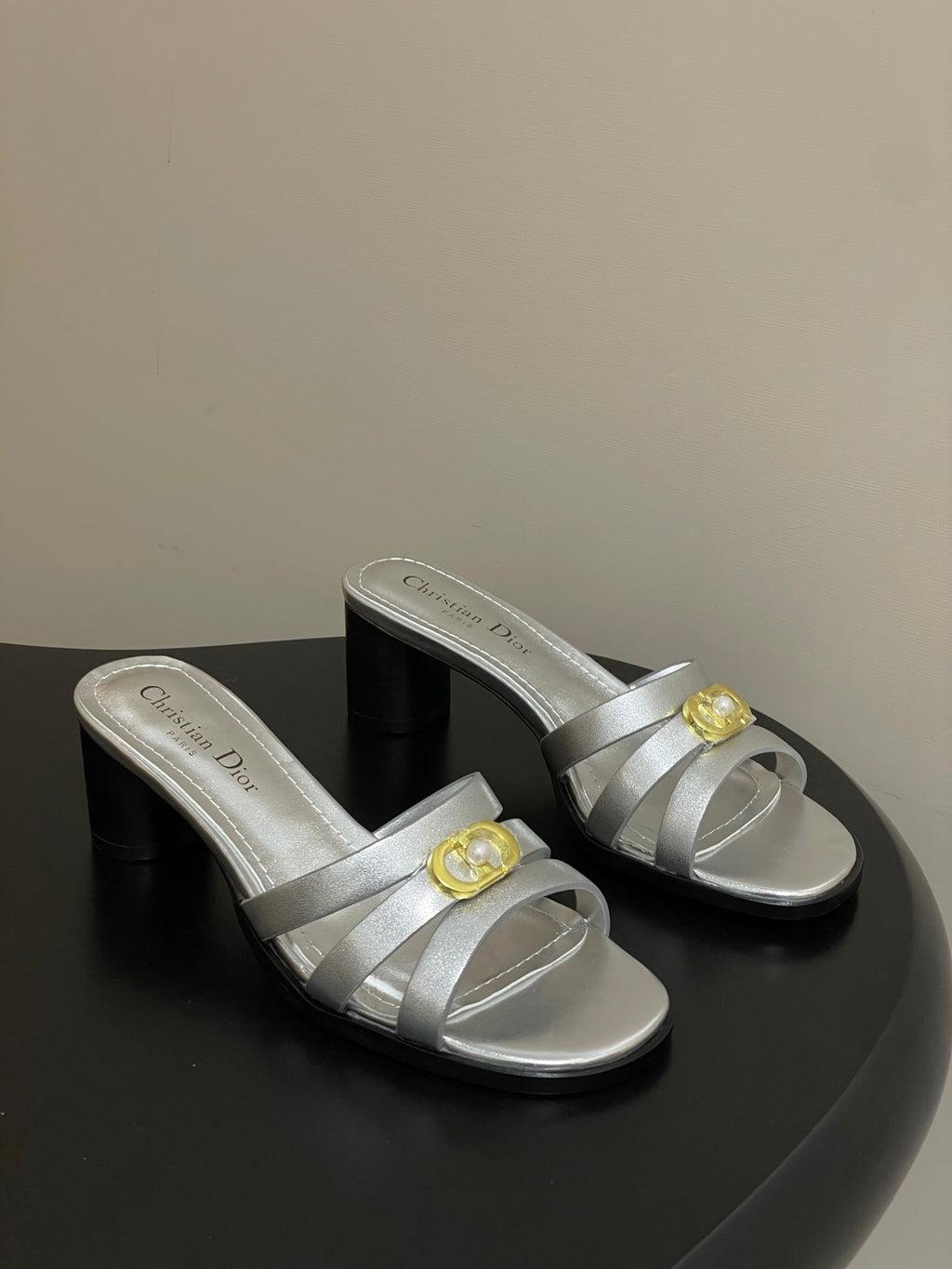 CD 26 Chunky Heel Sandals 50 Metallic Silver Leather 593520