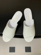 CC 26 Sandal White Patent Leather 593322