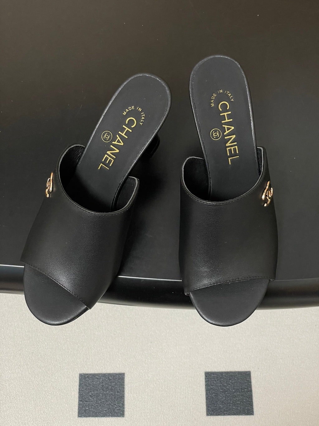 CC 26 Sandal Black Lambskin 593324