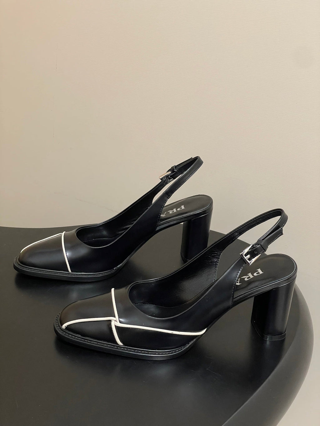 PRA 26SS Slingback 70 Black White Cowhide 593846