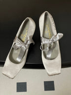 CC 26 Pump Light Gray Satin Silk 593136
