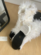 CC ANKLE HIGH BOOTS IN WHITE MIX BLACK WOOL FUR