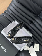 cc classic ballet flat with heel black quilted calfskin