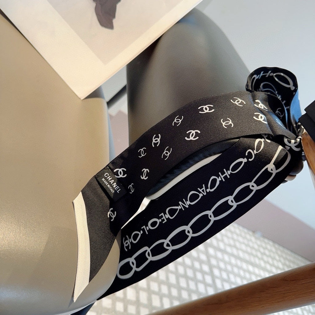 CC Slim Bandeau 120 CM In Black White Silk Twill  166318