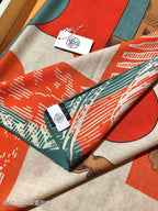 HM Elegant Knight 140 CM Orange Cashmere and Silk 293098