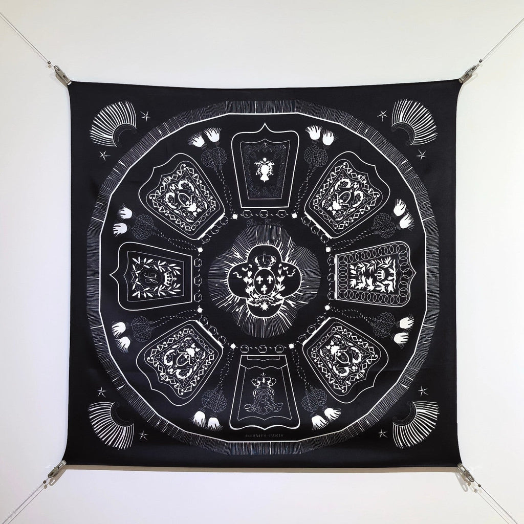 HM 26ss Double Sided Scarf 90 Black Twill Silk 134422