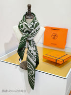 HM 26s Heart Horse Scarf 140 Dark Green Cashmere Silk 139235