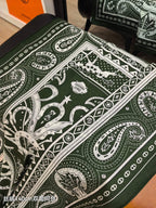 HM 26s Heart Horse Scarf 140 Dark Green Cashmere Silk 139235
