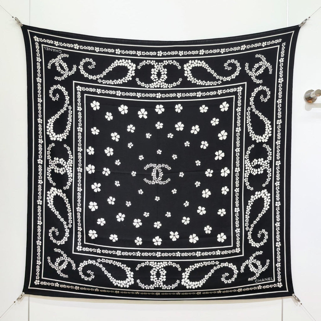 CC 25  Scarf 140CM Black Cashmere 293090