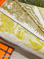 HM 26s Flamingo Party Scarf 140 Yellow Beige Cashmere Silk 139242