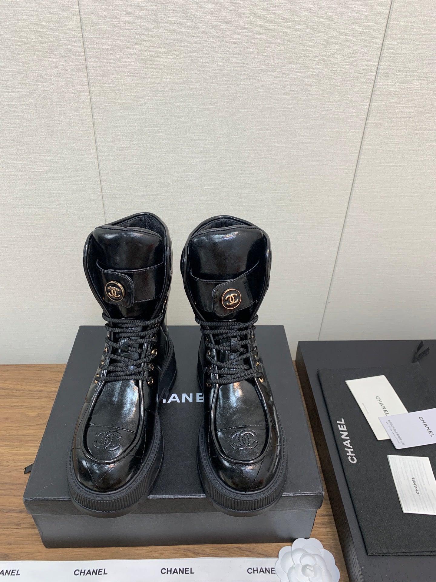 CC Short Boots 30mm Gloosy Black Cowhide
